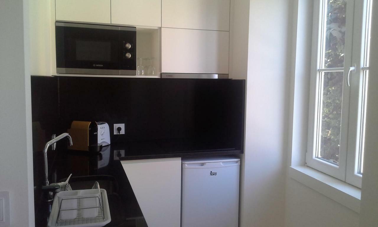 Chezvous Apartment *
